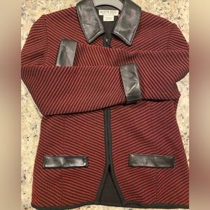 Austin Reed Jackets. Womens 8 MaroonWool rayon Blazer ,Leather Collar & cuffs